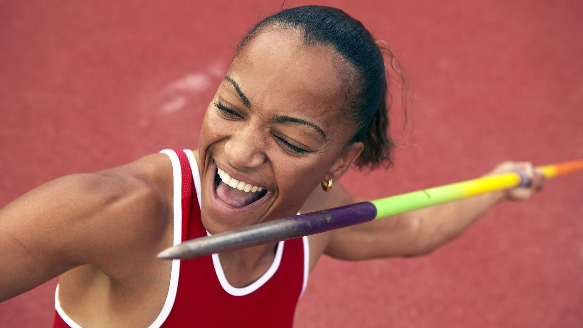 足球赛场焦点！澳大利亚队对阵巴西队，豪门翻车，赛后引发巨大争议