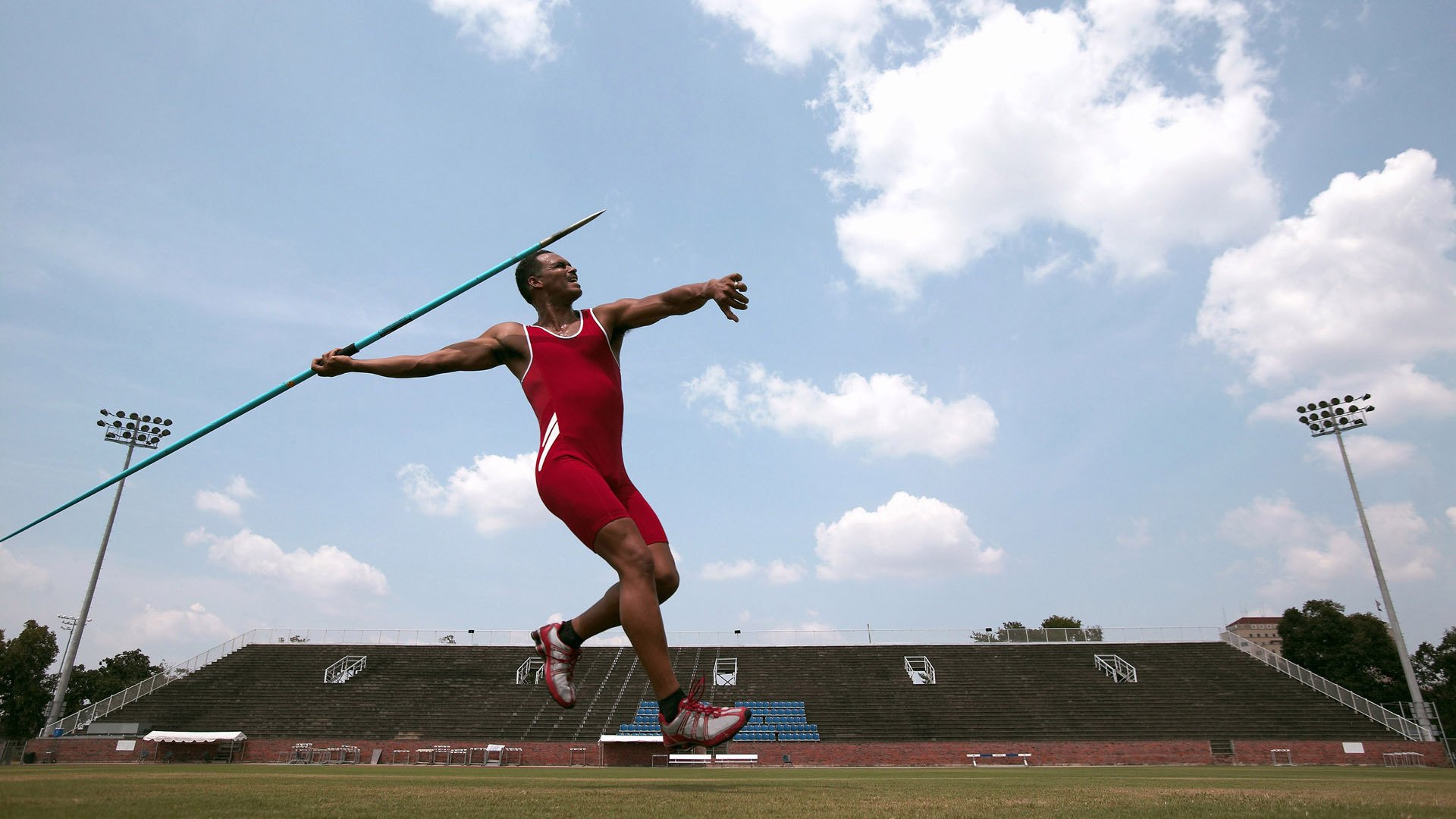 广厦男篮士气爆棚，美网四强战遇上新疆男篮，目标明确直指晋级